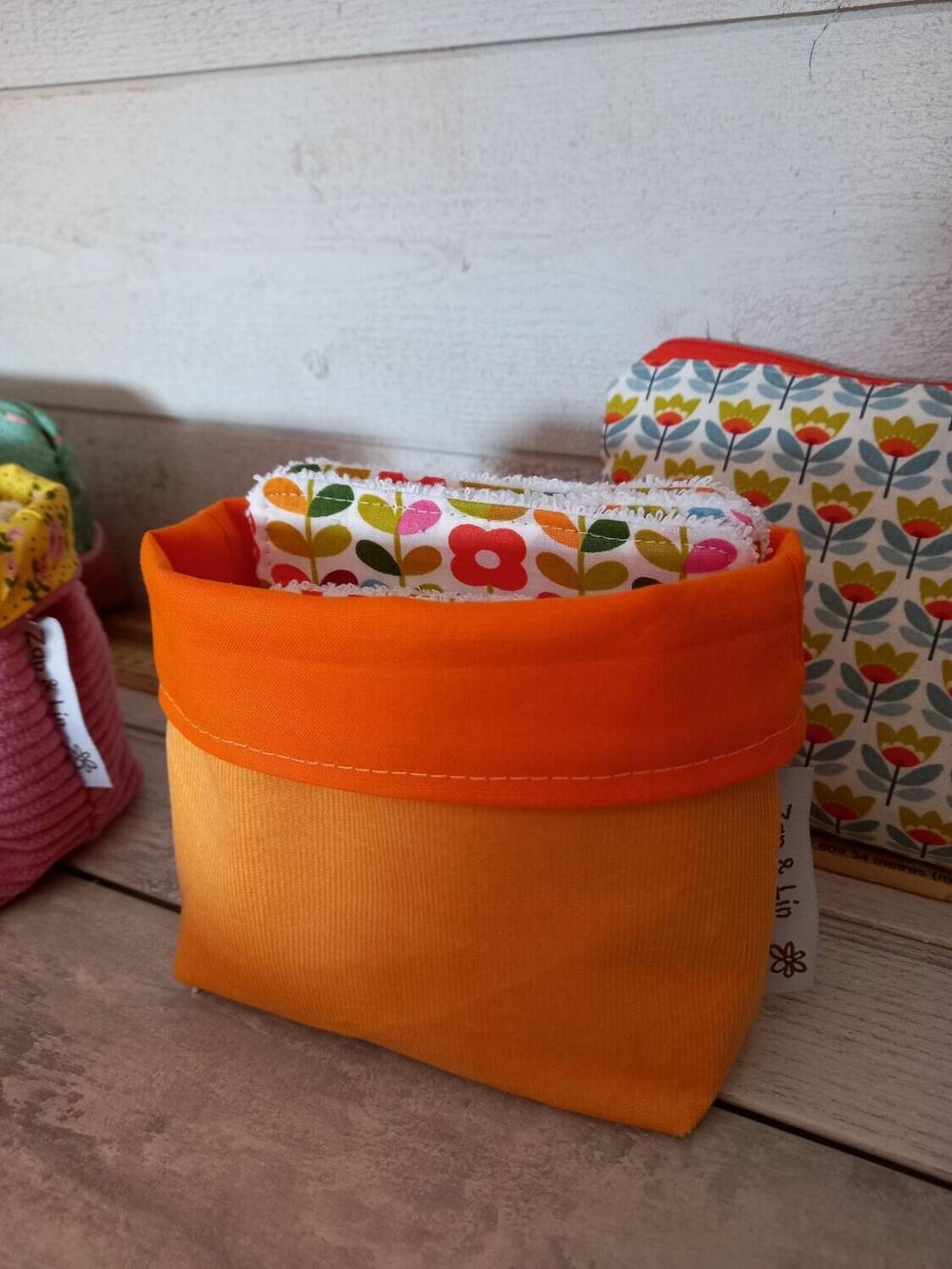 trousse ou panière et ses lingettes